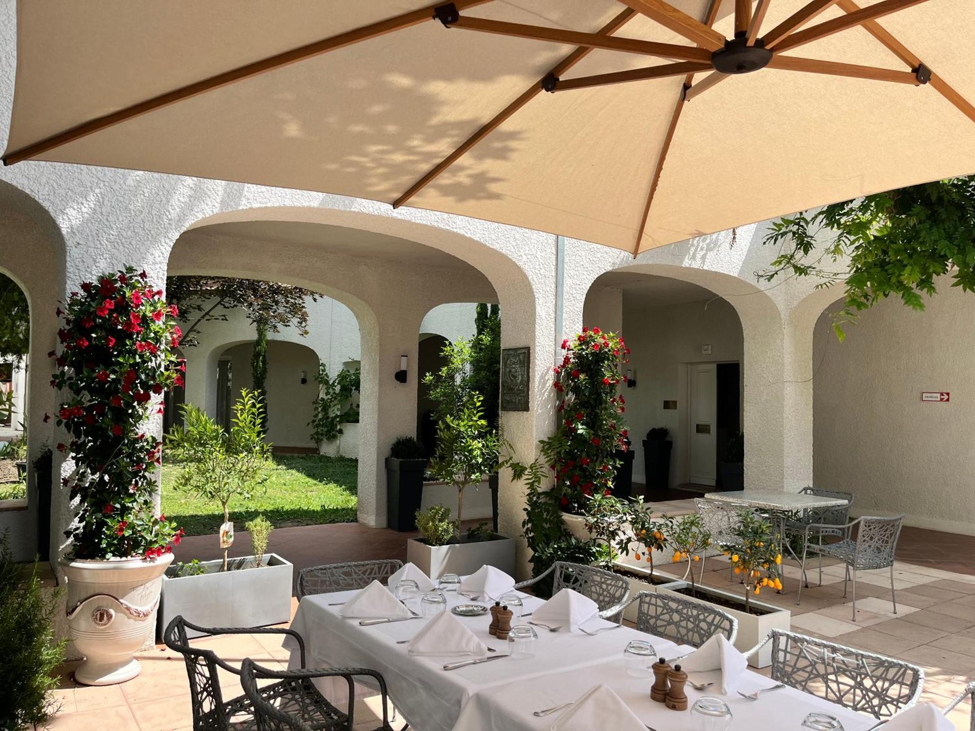 Le Mas Angelussi - Le Clos Du Soleil Salon-de-Provence Bagian luar foto